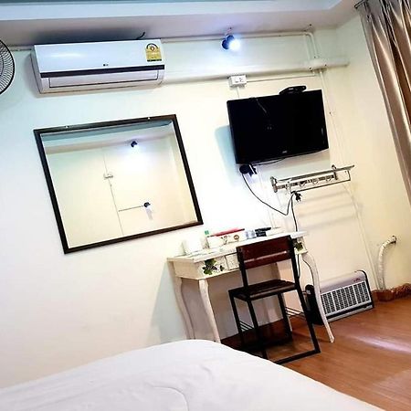 T2B Home (Adults Only) Chiang Mai Exterior photo