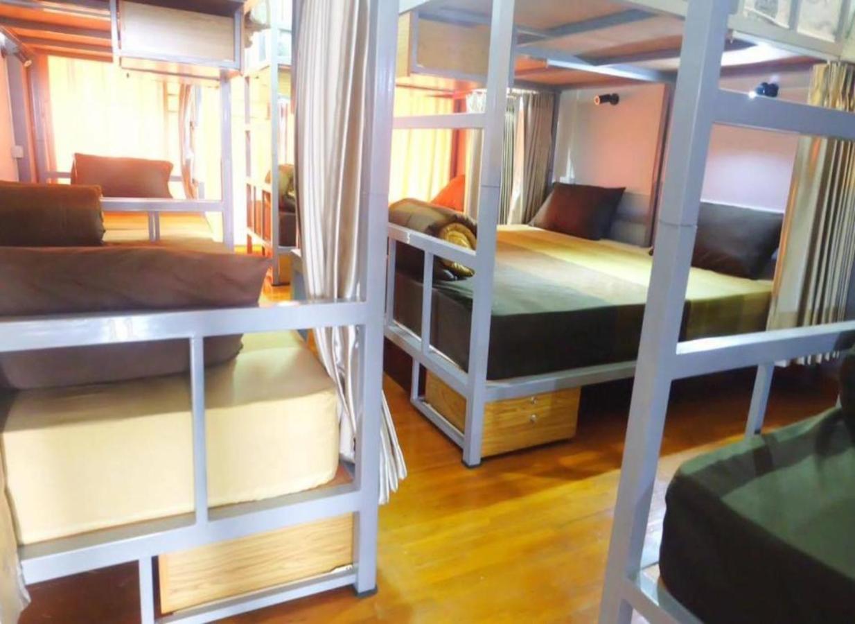 T2B Home (Adults Only) Chiang Mai Exterior photo