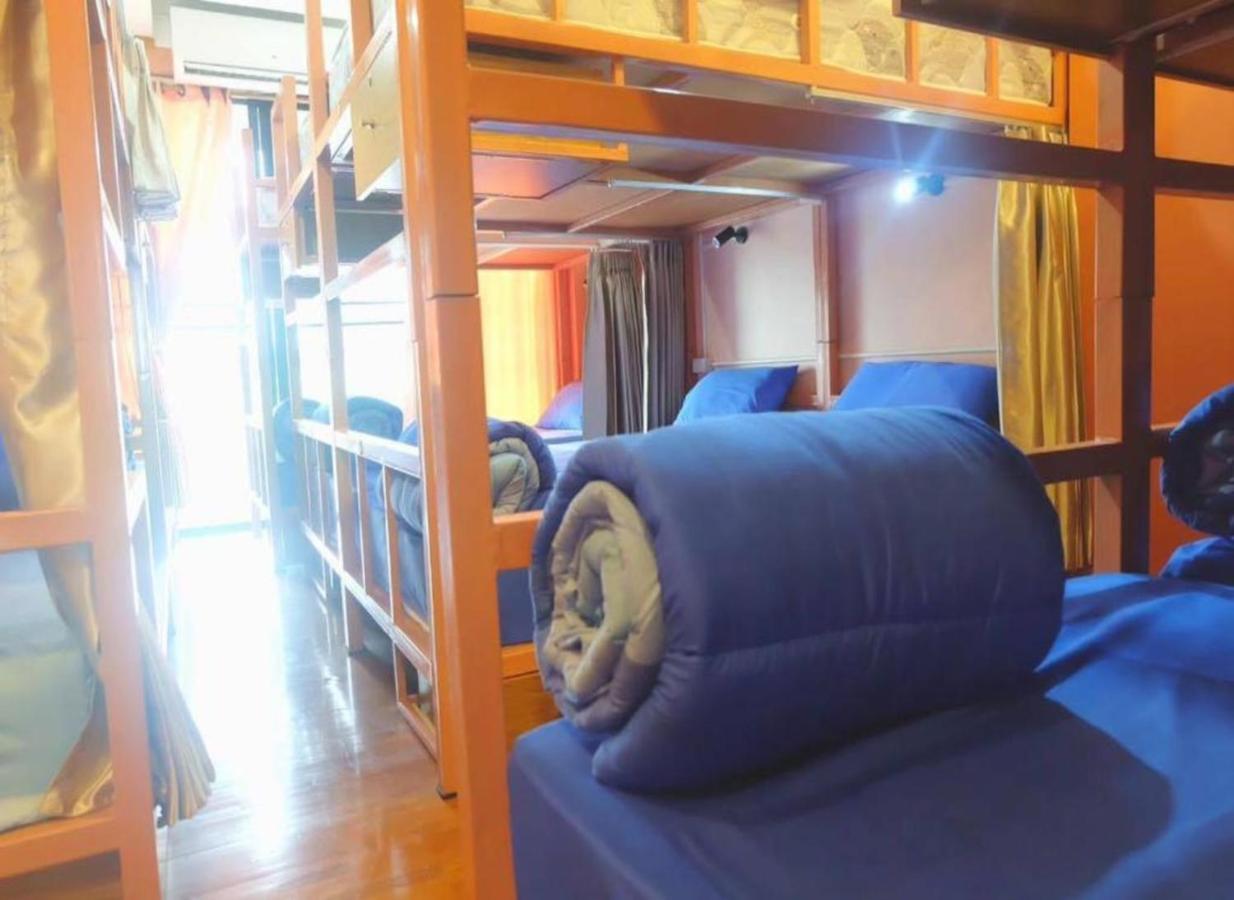 T2B Home (Adults Only) Chiang Mai Exterior photo