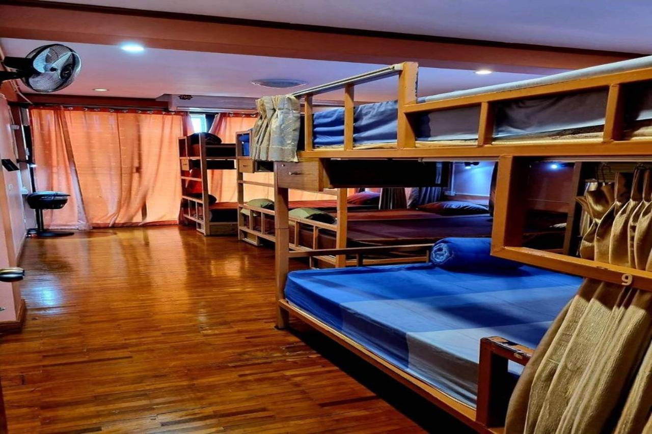 T2B Home (Adults Only) Chiang Mai Exterior photo