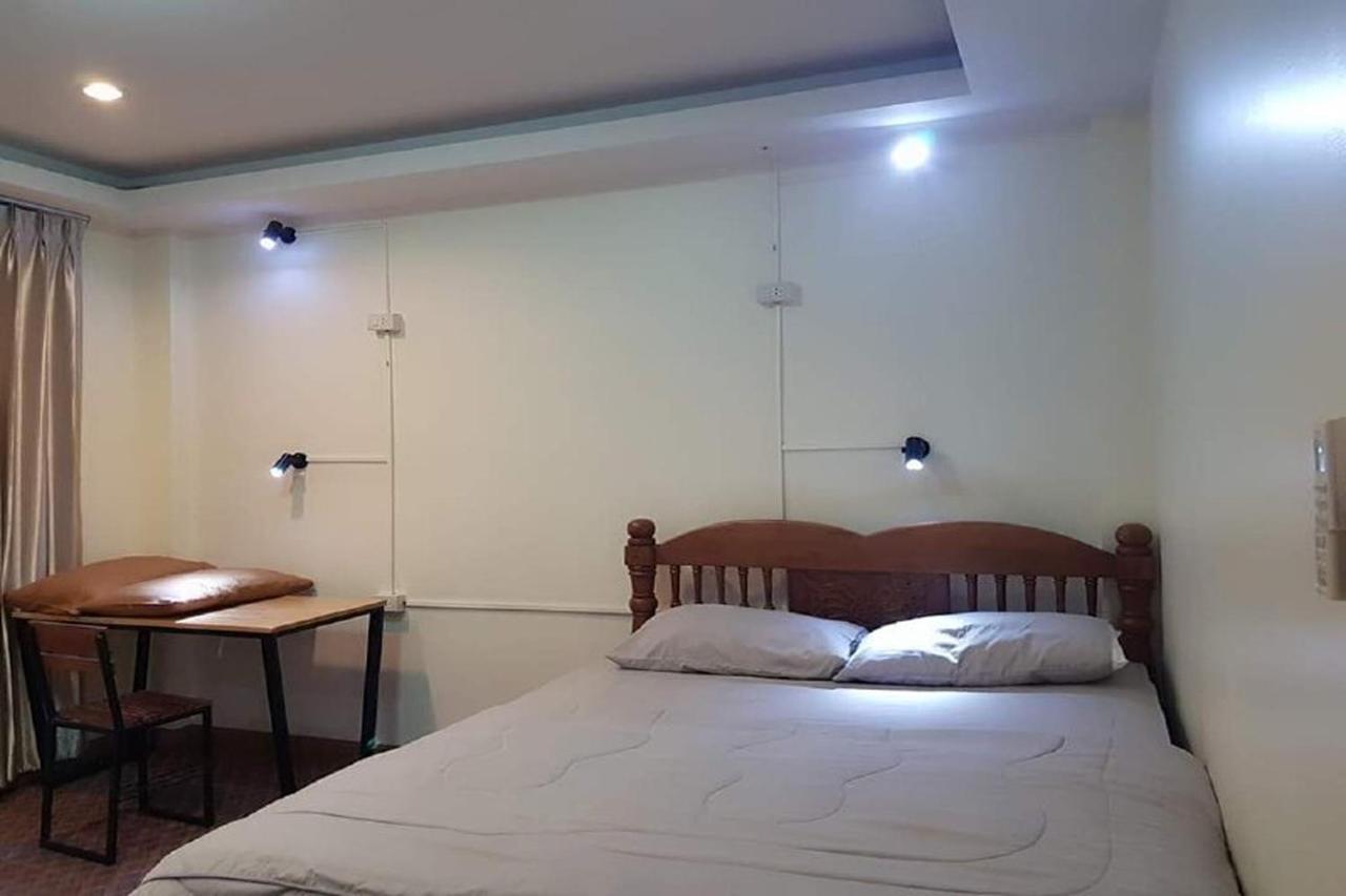T2B Home (Adults Only) Chiang Mai Exterior photo