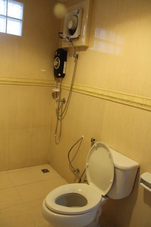 T2B Home (Adults Only) Chiang Mai Exterior photo