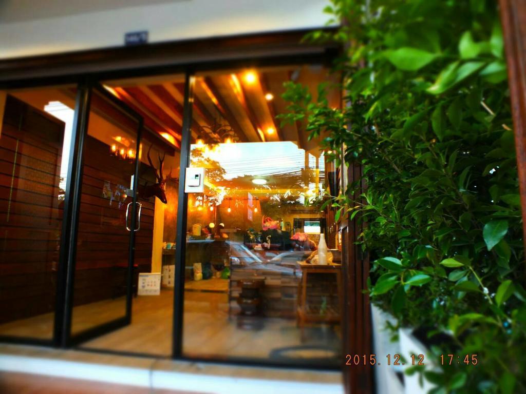 T2B Home (Adults Only) Chiang Mai Exterior photo