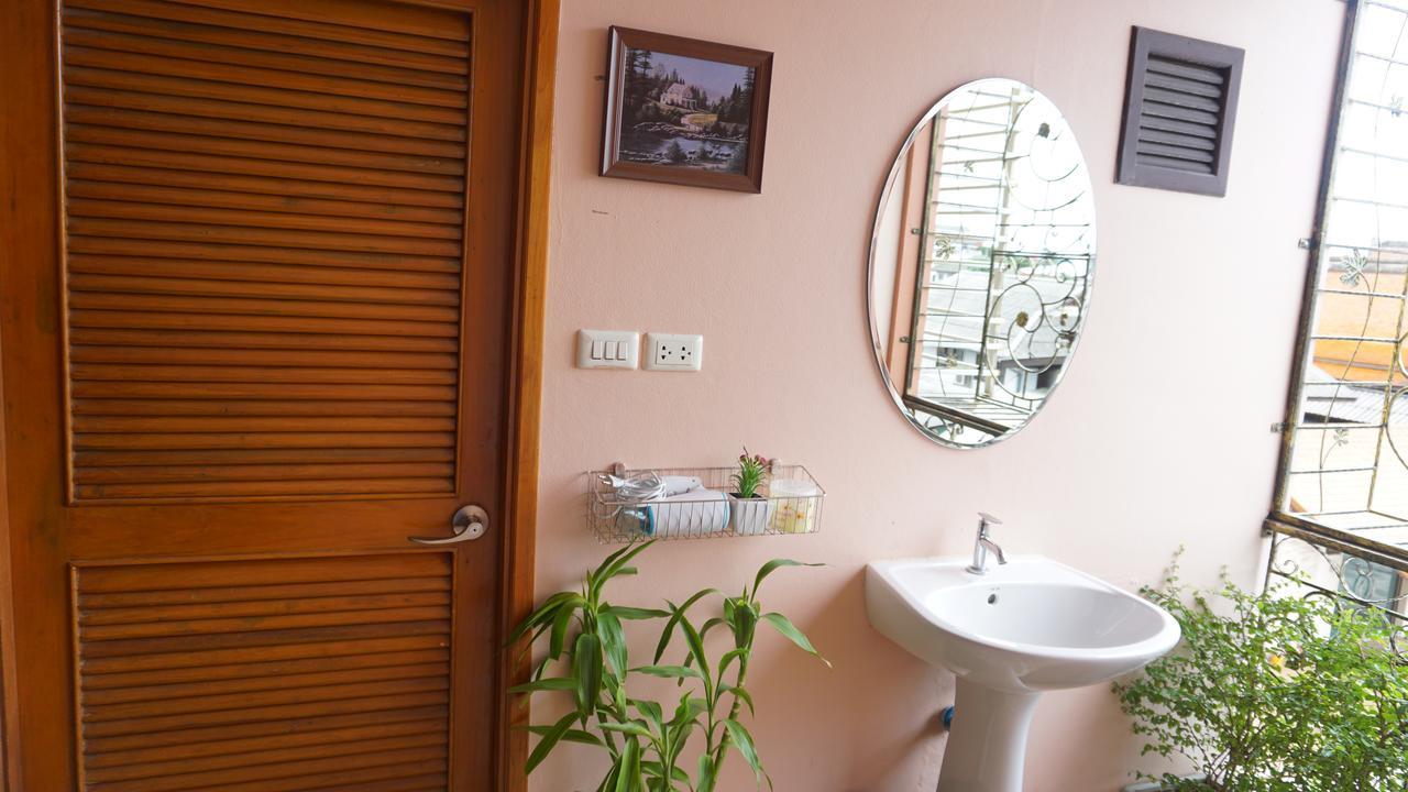T2B Home (Adults Only) Chiang Mai Exterior photo